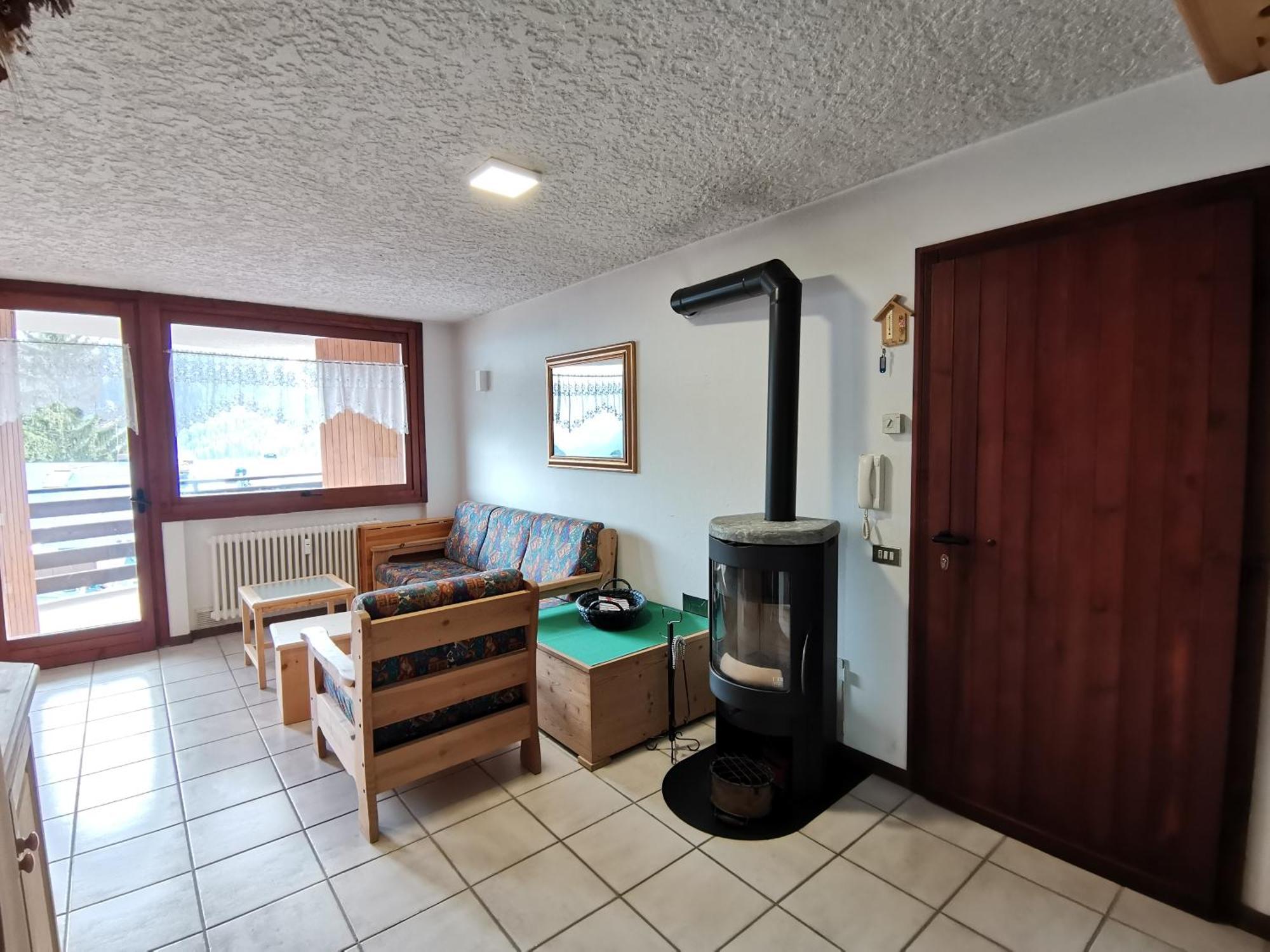Apartamento Trilocale Con Splendida Vista Sulle Piste Da Sci Folgarida Exterior foto
